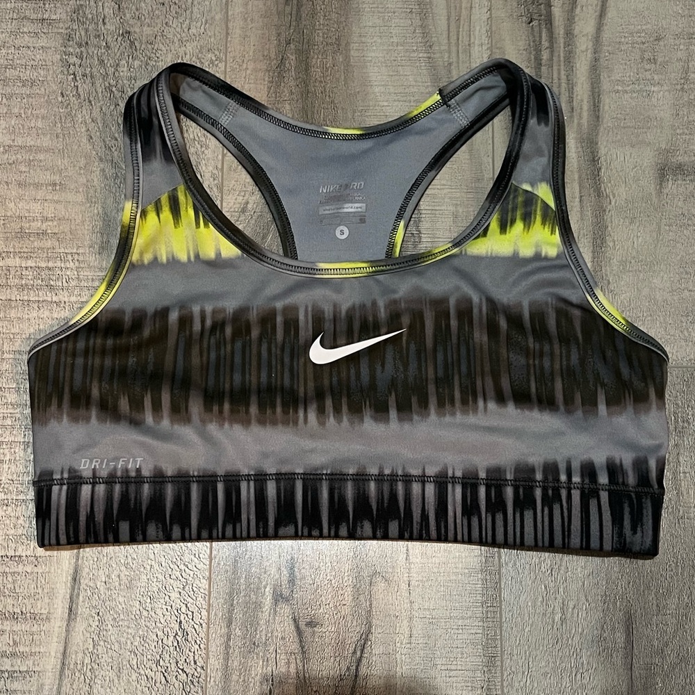 Nike dri-fit sports Bra sz small